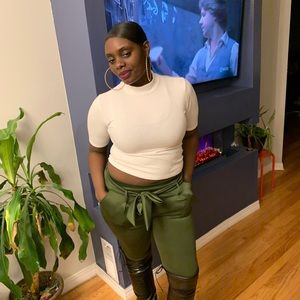 Meet your Posher, Tashara